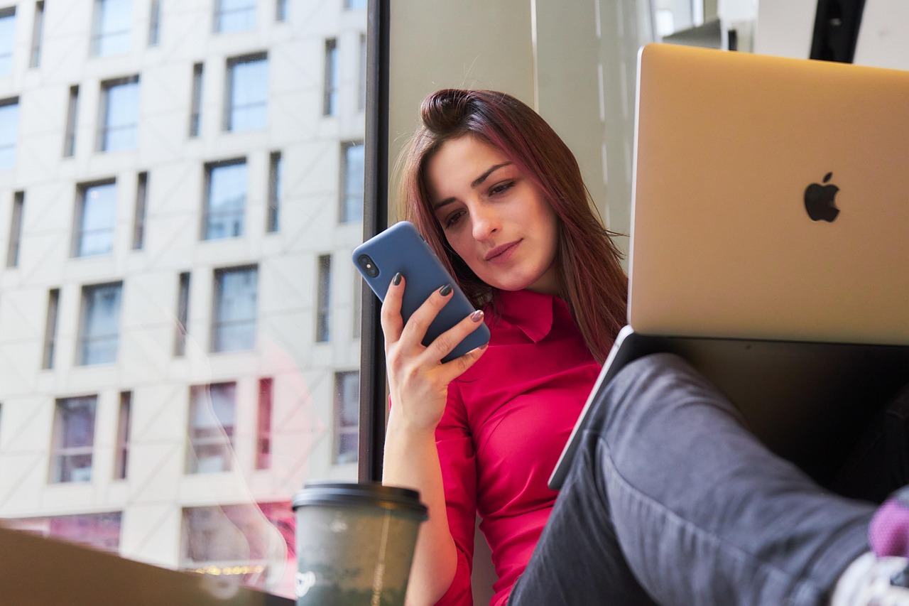 在宅ライターとして副業をスマホで始めるにはどうすればいい？